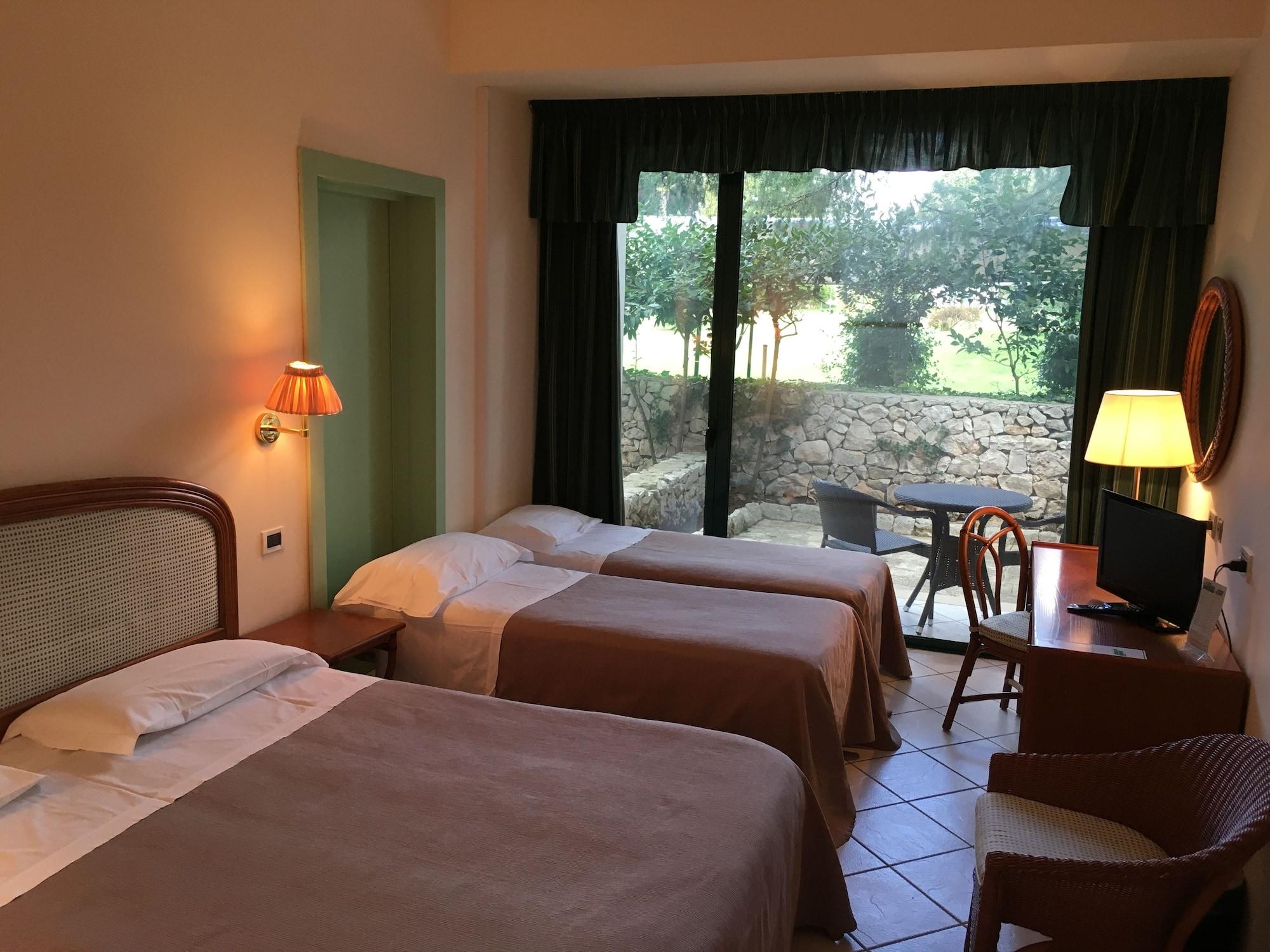 Hotel Sierra Silvana Селва ди Фасано Екстериор снимка