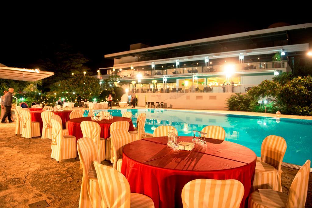 Hotel Sierra Silvana Селва ди Фасано Екстериор снимка
